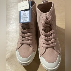 Universal Threads Women's Mauve High-Top Sneakers 5 1/2